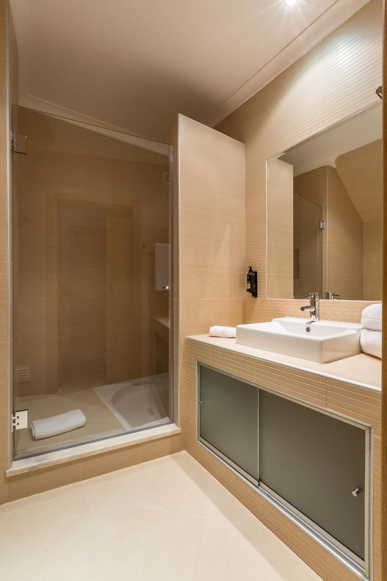 Residenza con 3 Camere da Letto e Vista Mare